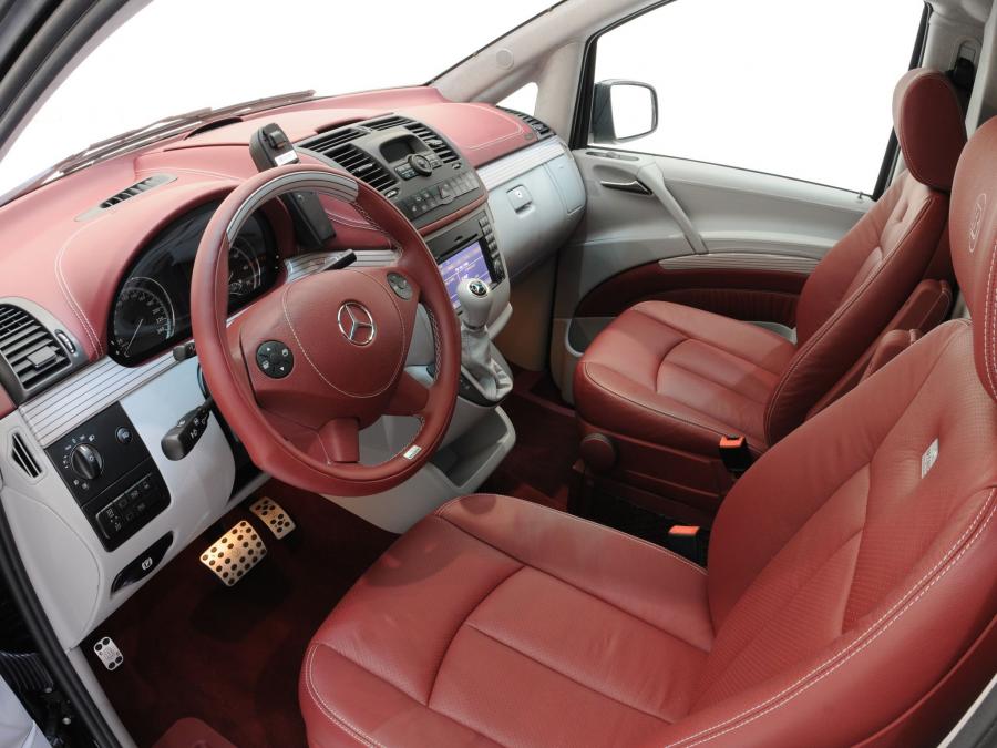  Mercedes-Benz Viano iBusiness 3D by Brabus 2013 года  (фото 2 из 9)